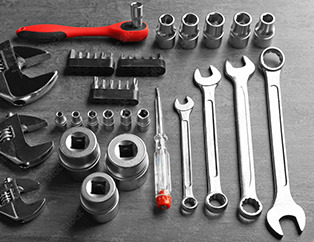 Knolling mechanic tools